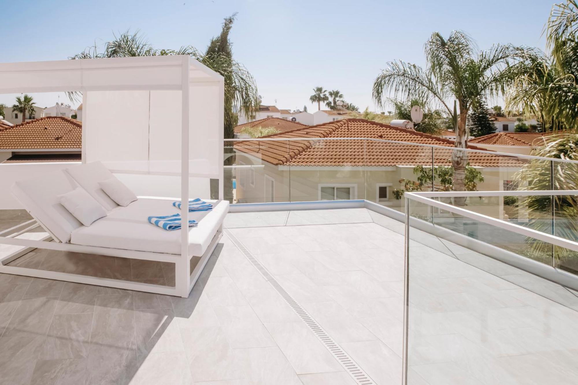 איה נאפה Sunset Villa Private Complex Heated Pool מראה חיצוני תמונה