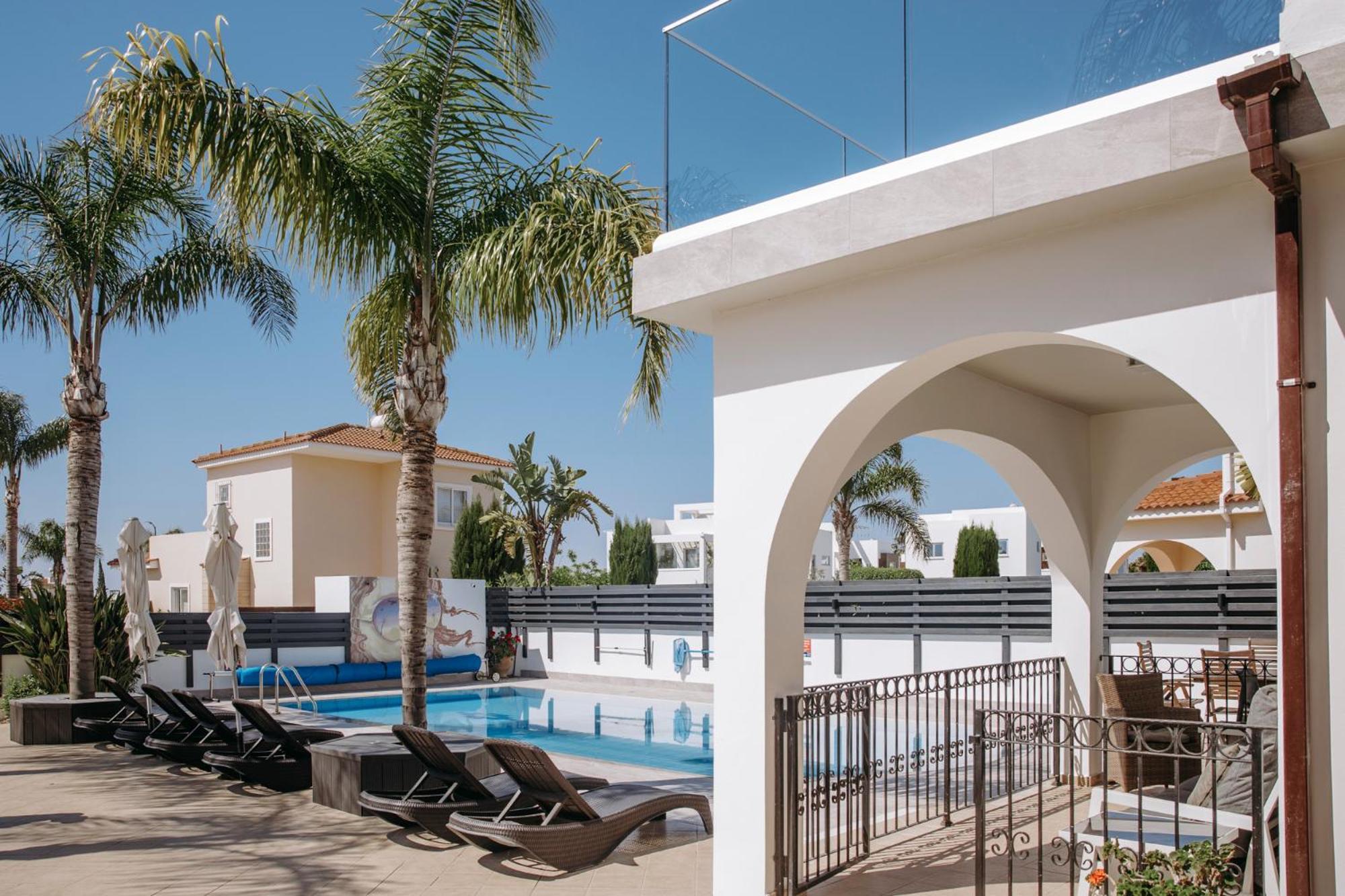 איה נאפה Sunset Villa Private Complex Heated Pool מראה חיצוני תמונה